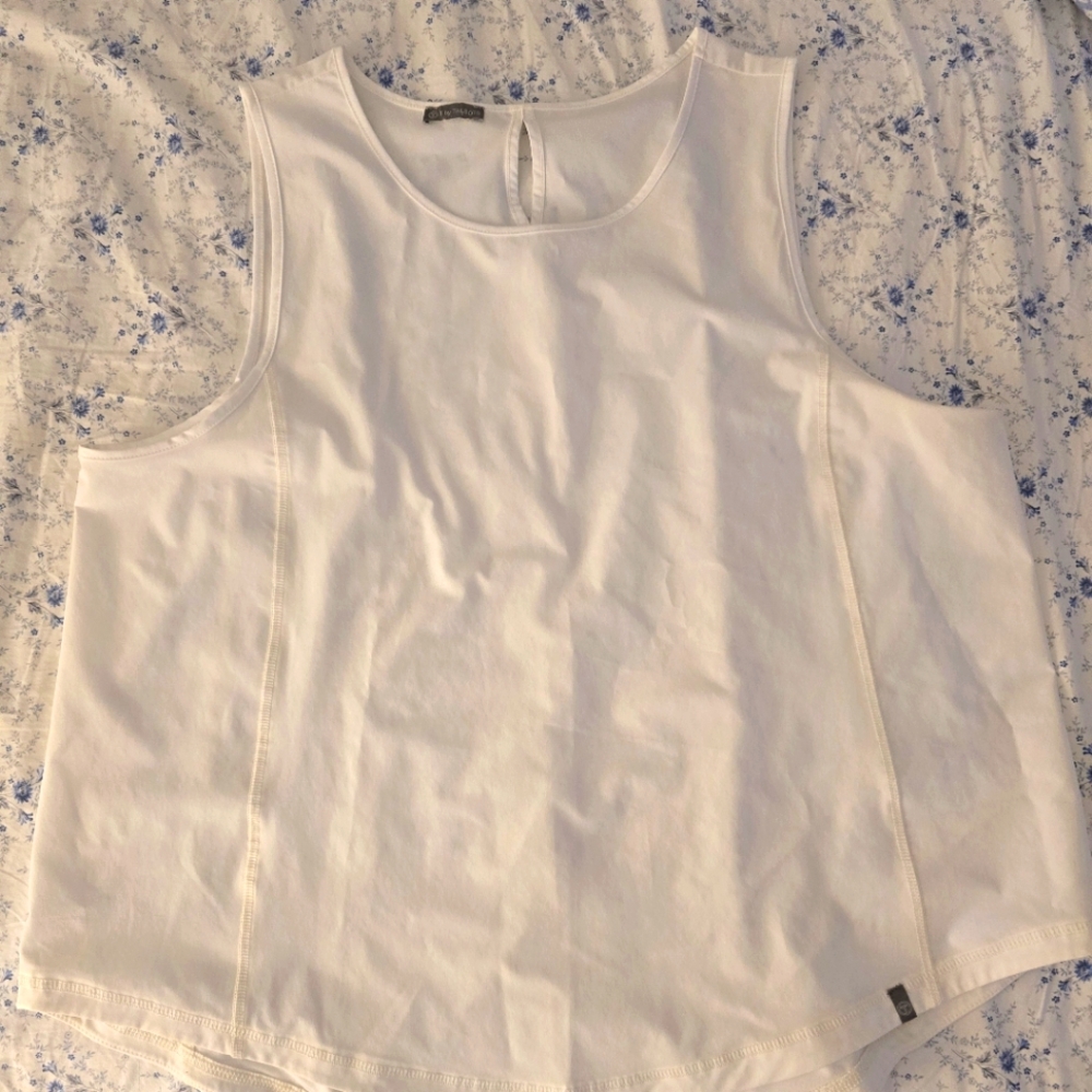 Talbot's T sleeveless shirt